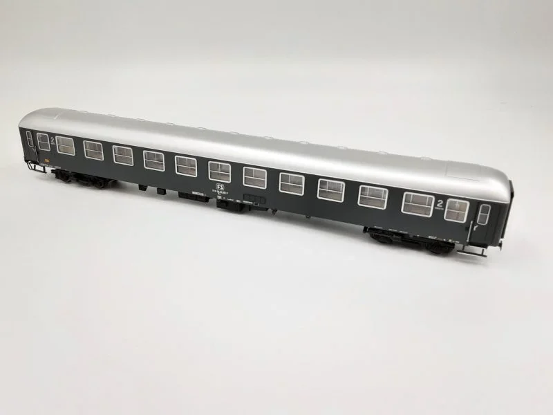 ACME 55243 - Set "ITALIA EXPRESS" sezione "Roma-København" composto da 5 carrozze DB, FS, CIWL e DSB - H0