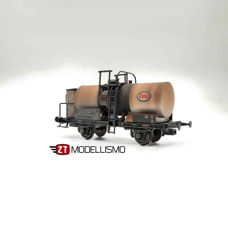 2TBS62 - Carro elaborato tipo Mbe FS "ESSO" con garitta - Epoca III - H0