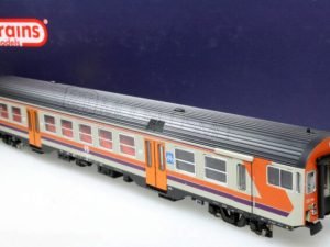 ViTrains 3136 - Carrozza semipilota "passante" MDVC di 2°cl FS - 1:87