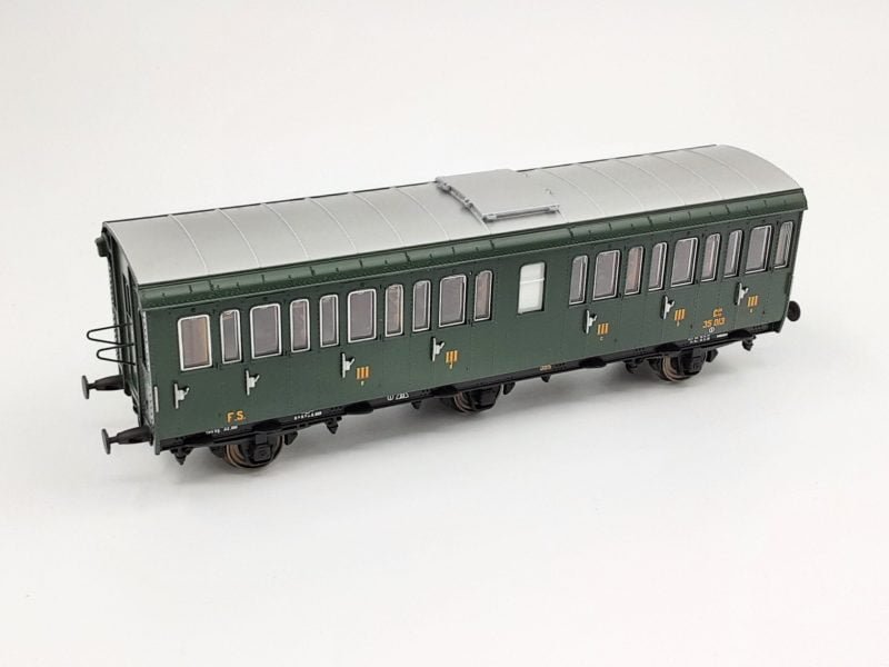 ACME 55099 - Set di due carrozze tipo "1931R" FS Ciy 35000 e CDiy 67000 in livrea Verde Vagone - H0