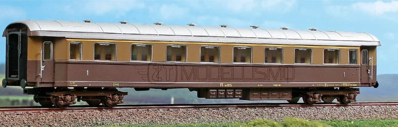 Acme 51100 - Carrozza tipo 1946 Az13000 di 1°cl FS - H0