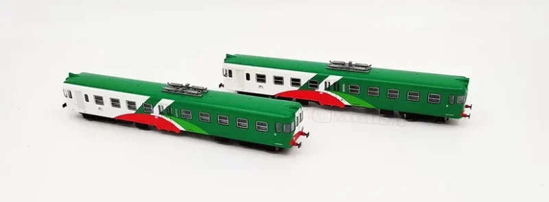 ViTrains 1139 - ALn 668.1627 + ALn 668.1631 FER in livrea "Cocomero" - H0