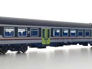 ViTrains 3198 - Carrozza passeggeri MDVC 2°cl in livrea DTR - H0