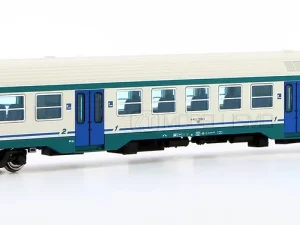 ViTrains 3200 - Carrozza passeggeri MDVC di1°/2°cl in livrea xmpr - H0