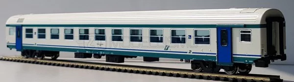 ViTrains 3209 - Carrozza passeggeri di 2°cl, MDVE - H0