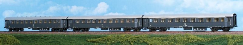 ACME 55289 - Set da 3 carrozze Az23000 FS, Bz33000 FS e BRz33000 FS con comparto ristoro in livrea grigio ardesia - epoca IV - H0