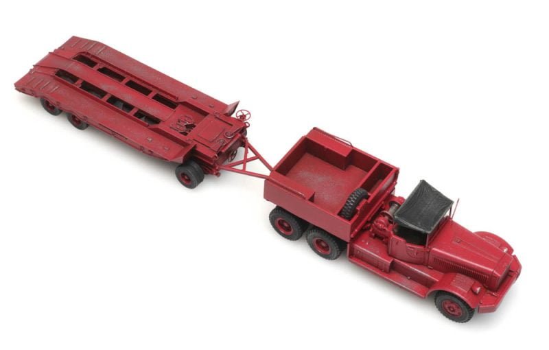 Artitec 387430 - Camion tipo Diamond-T con rimorchio - H0