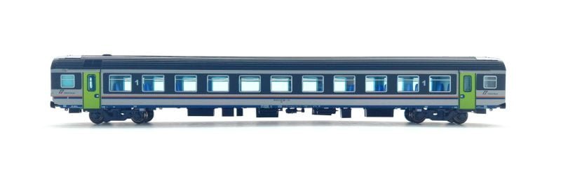 ViTrains 3292 - Carrozza Passeggeri tipo MDVE FS di 1°classe in livrea DTR - H0