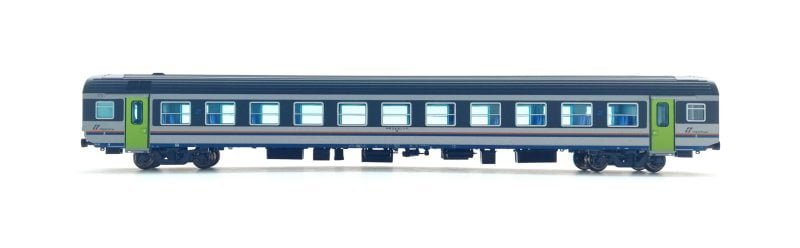 ViTrains 3294 - Carrozza Passeggeri tipo MDVE FS di 2°classe in livrea DTR - H0