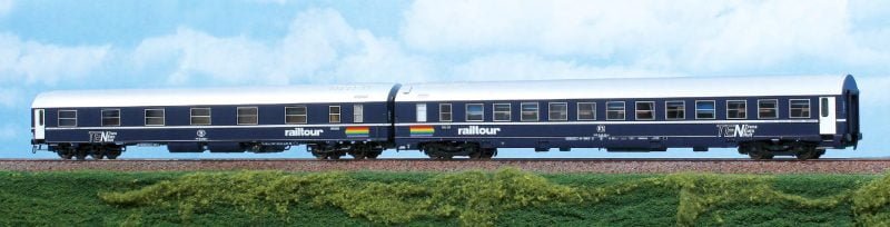 ACME 55279 - Set di due carrozze passeggeri tipo Mu FS e SNCB in livrea TEN con loghi Railtour - H0