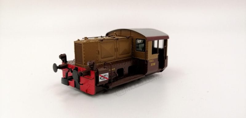 Lenz Blackstar 30155-02 - Automotore 213.907 FS ex-Köf II in livrea Castano Isabella - H0 - DCC