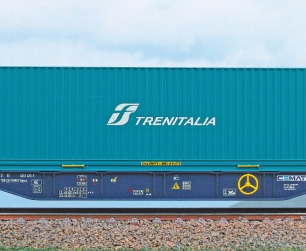 ACME 40420 - Carro intermodale Tipo Sgnss CEMAT da 60' caricato con una cassa mobile furgonata “Trenitalia” - H0