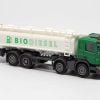 OLM-Design 006 - Scania 8x2 con cabina verde e cisterna bianca per biodiesel - H0