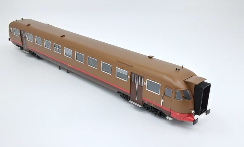 OsKar 2064 -Rimorchio pilota Le800.010 FS in livrea Castano Isabella - H0
