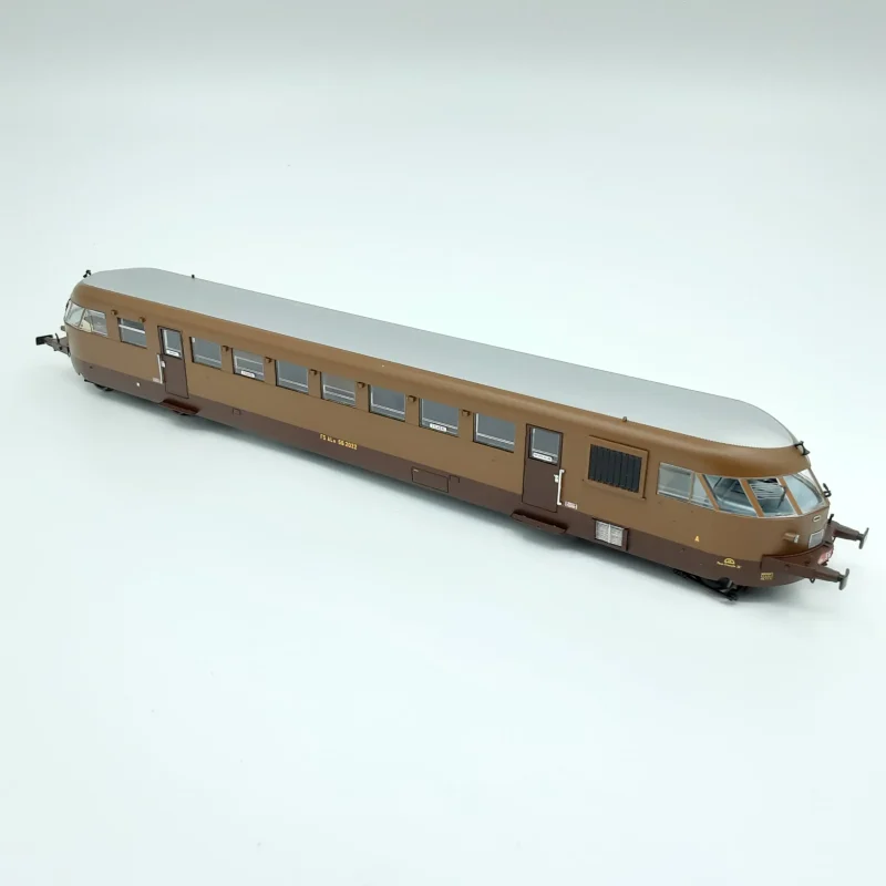 OsKar 2051 - ALn56.2022 FS costruzione BREDA in livrea Castano - Isabella - H0