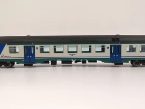ViTrains 3194 - Carrozza semipilota MDVC - H0