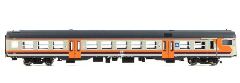 ViTrains 3233 - Carrozza passante di 2°cl. - H0