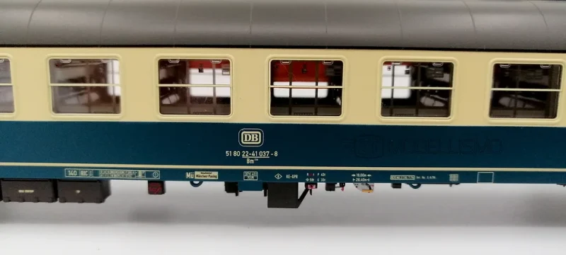 HobbyTrain H43025 + H43027 - Set 8 carrozze "Ostsee Express" 1980 Monaco-Berlino - H0