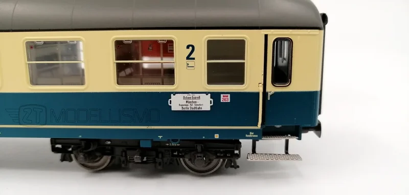 HobbyTrain H43025 + H43027 - Set 8 carrozze "Ostsee Express" 1980 Monaco-Berlino - H0