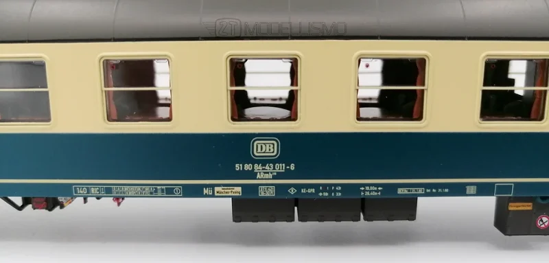 HobbyTrain H43025 + H43027 - Set 8 carrozze "Ostsee Express" 1980 Monaco-Berlino - H0