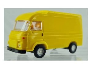 IGRA 66518057 - Alfa Romeo F20 Giallo - H0