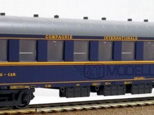 L.S. Models PI97018 - Carrozza letti tipo Yb FS livrea CIWL - H0
