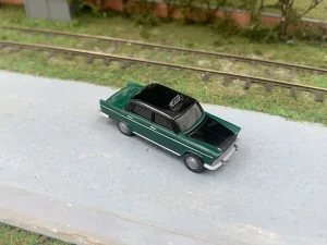 Blackstar BS00045 - Fiat 1800 "TAXI", verde - H0