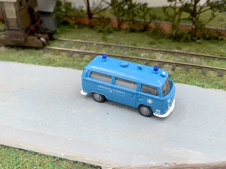 Blackstar BS00055 - VW T2 Croce Bianca di Brescia - H0