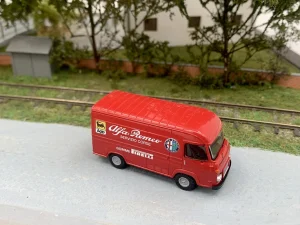 Brekina 14629 - Alfa Romeo F20n "Alfa Romeo" racing team - H0