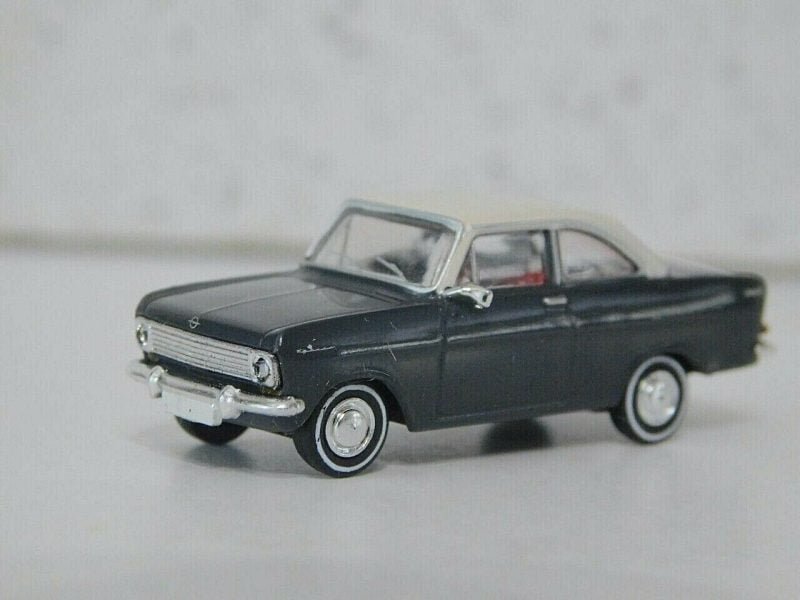 Brekina 20329 - Opel Kadett A Coupé - H0