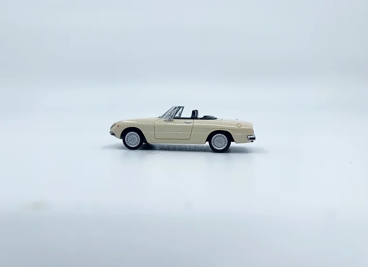 Brekina 29601 - Alfa Romeo Spider 2000 - H0