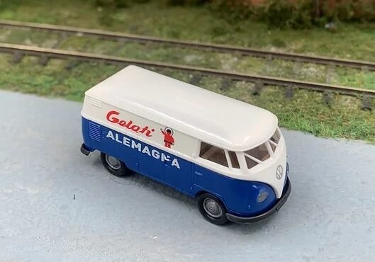 Brekina 32674 - Volkswagen T1b. ''Gelati Alemagna'' Milano - H0