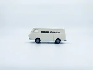 PIBK238000.CORR - Fiat 238 Pulmino "Corriere della Sera" - H0