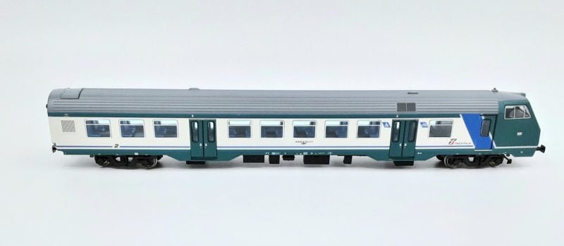 ViTrains 3401 - Carrozza pilota MDVC di 2° classe in livrea XMPR con illuminazione interna - H0