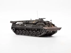 Artitec 391.008 - carro recupero e soccorso Bergeleopard 1 con insegne del  32° Regimento "Corazzata Ariete" - H0