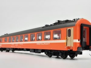 L.S. Models 472006	- UIC-X RIC WRm ristorante, Arancio C1, logo vecchio, tetto grigio, SBB - H0