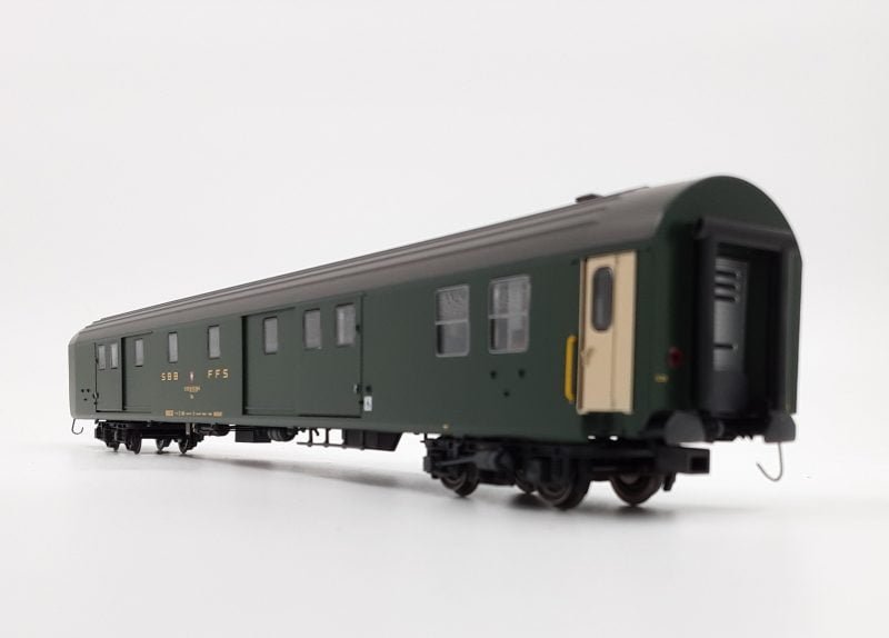 L.S. Models 472010	- UIC-X RIC Dms bagagliaio verde, Logo vecchio, tetto grigio, SBB - H0