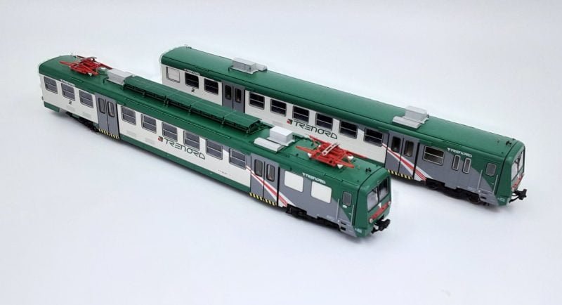 OS.KAR 2082 - Elettromotrice Trenord ALe 582 039 + Carrozza intermedia Le 562 012, livrea Trenord - H0