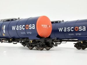 B-models VB-81059 - Set 2 carri da cisterna CZ Wascosa tipo Zacns,  livrea blu con testate arancio - H0