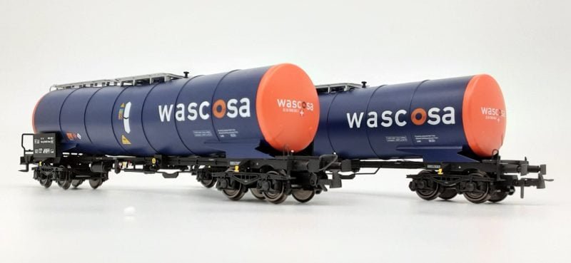 B-models VB-81059 - Set 2 carri da cisterna CZ Wascosa tipo Zacns,  livrea blu con testate arancio - H0
