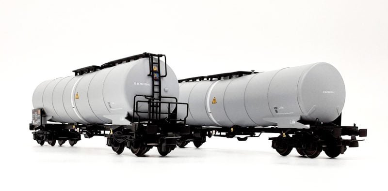 B-models VB-81044 - Set 2 carri da cisterna, NL-ATRR - H0