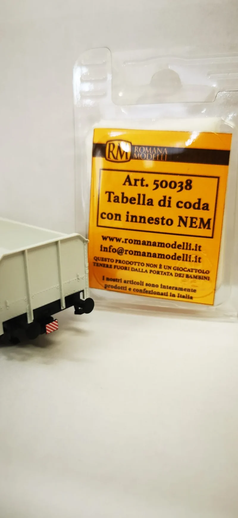 Romana Modelli 50038 – Tabella di coda con innesto NEM - H0