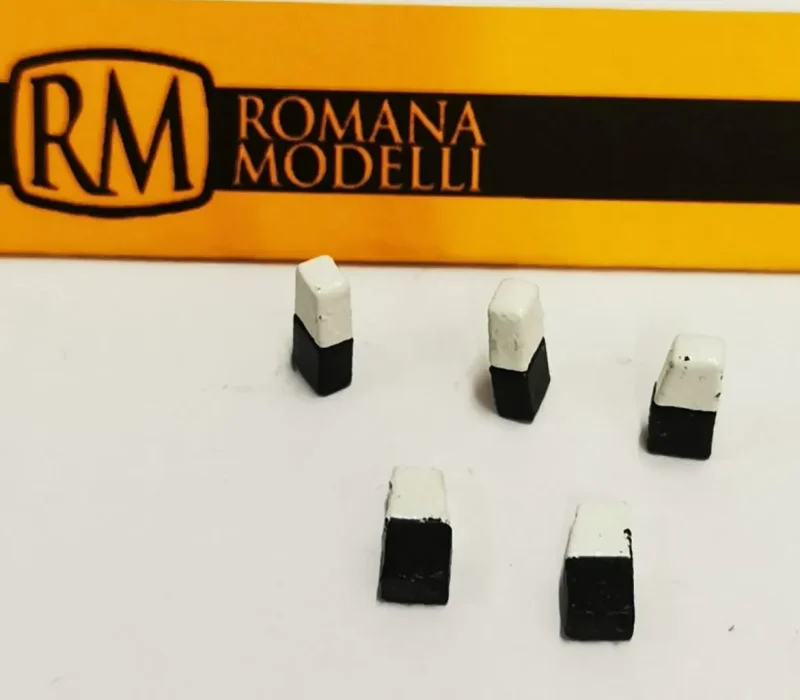 Romana Modelli 50113 – Paracarri in Cemento - H0