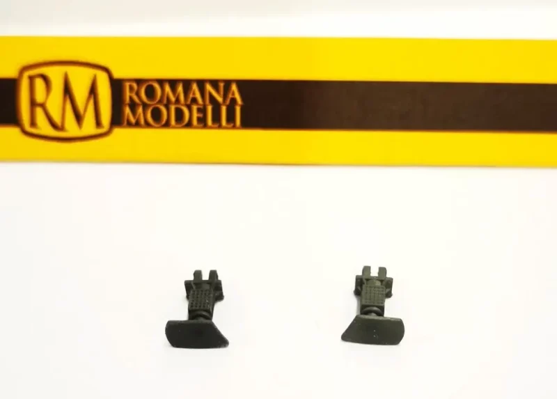 Romana Modelli 90043 – Respingenti Pilota MDVC/E con pedana manovratore - H0