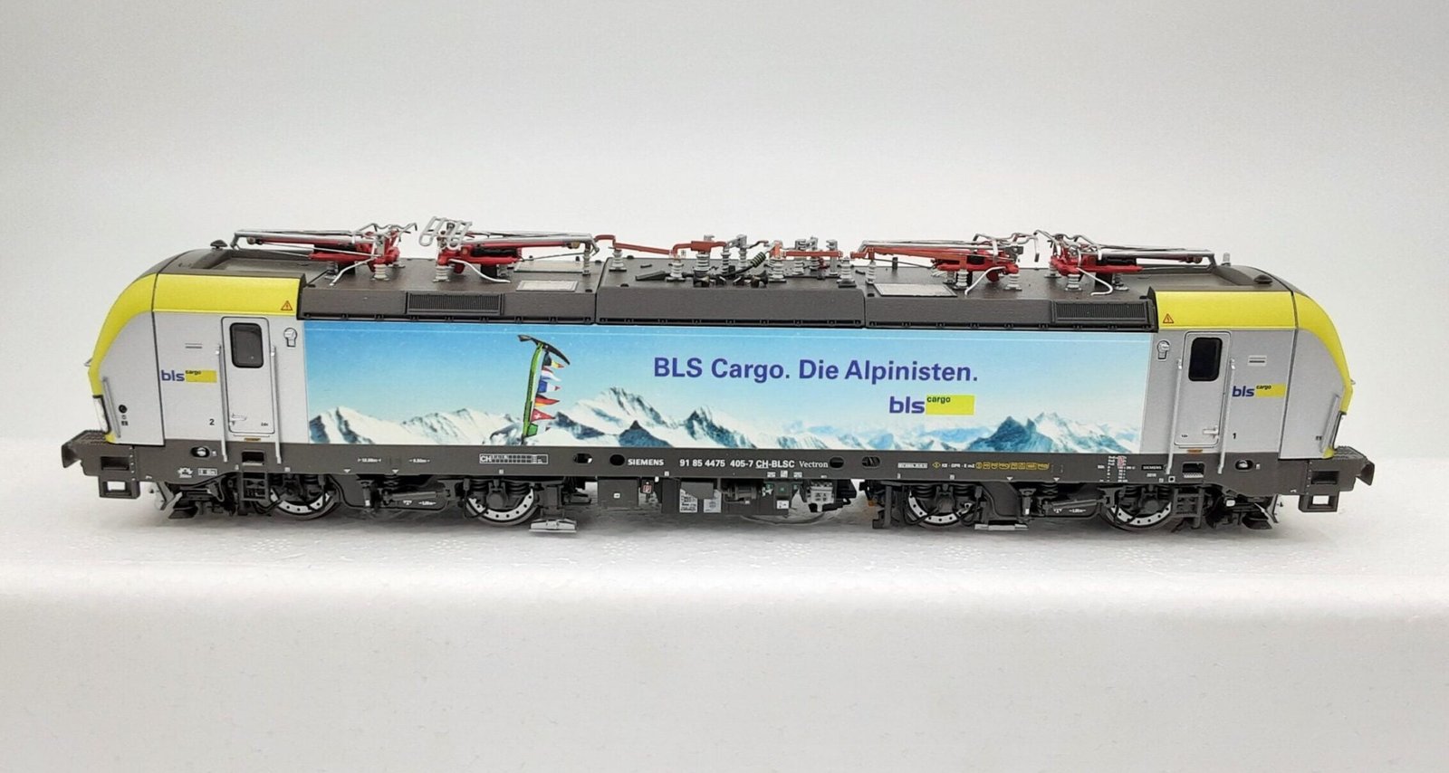 LS17115 - Vectron Re475.405 CH-BLSC BLS Cargo "Alpinisti", Frontali verdi, 4 pantografi CH/D/A/I/NL - H0