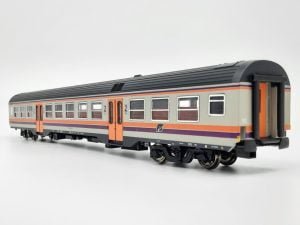 ViTrains 3149 - Carrozza MDVC di 2a- H0