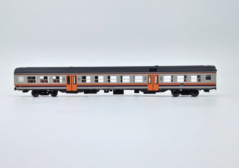 ViTrains 3149 - Carrozza MDVC di 2a- H0