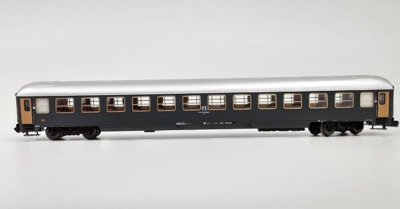 ACME 16110 - Carrozza 2° classe, FS, Tipo X, grigio ardesia - scala N