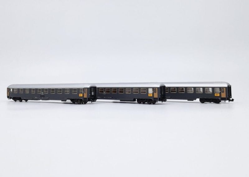 ACME 16513 - Set tre carrozze ''Rapido Milano -Venezia'', Rapido 934/935, FS - scala N