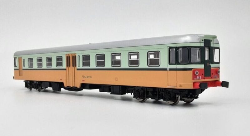 ViTrains 1019B - Automotrice Aln 668 1456, dummy, livrea verde Lichene e giallo coloniale, FS - H0